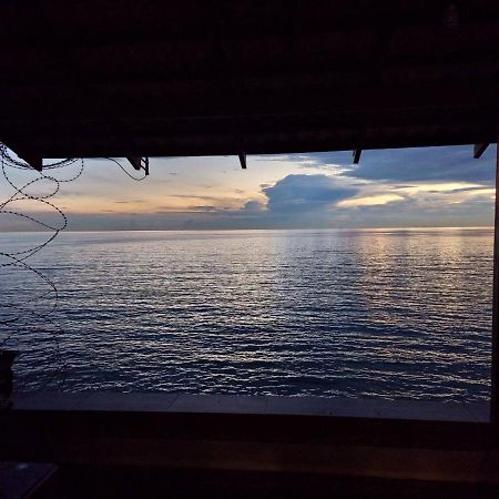 Seaview Holiday Home Port Dickson Esterno foto