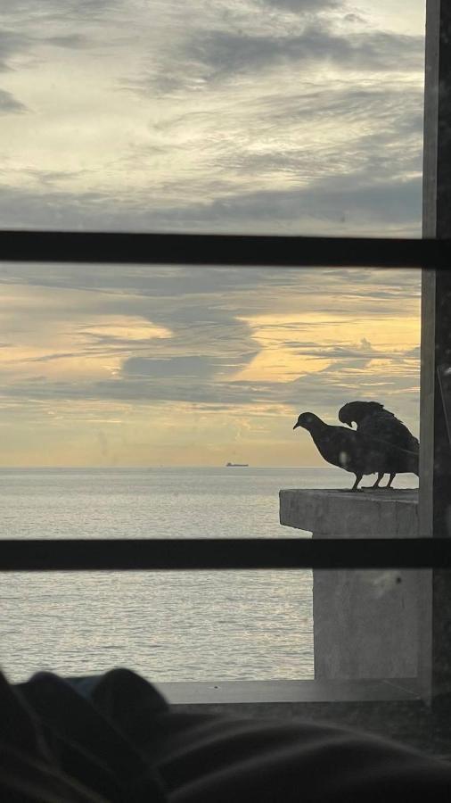 Seaview Holiday Home Port Dickson Esterno foto