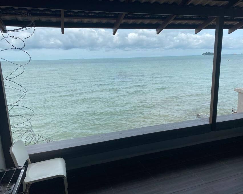 Seaview Holiday Home Port Dickson Esterno foto