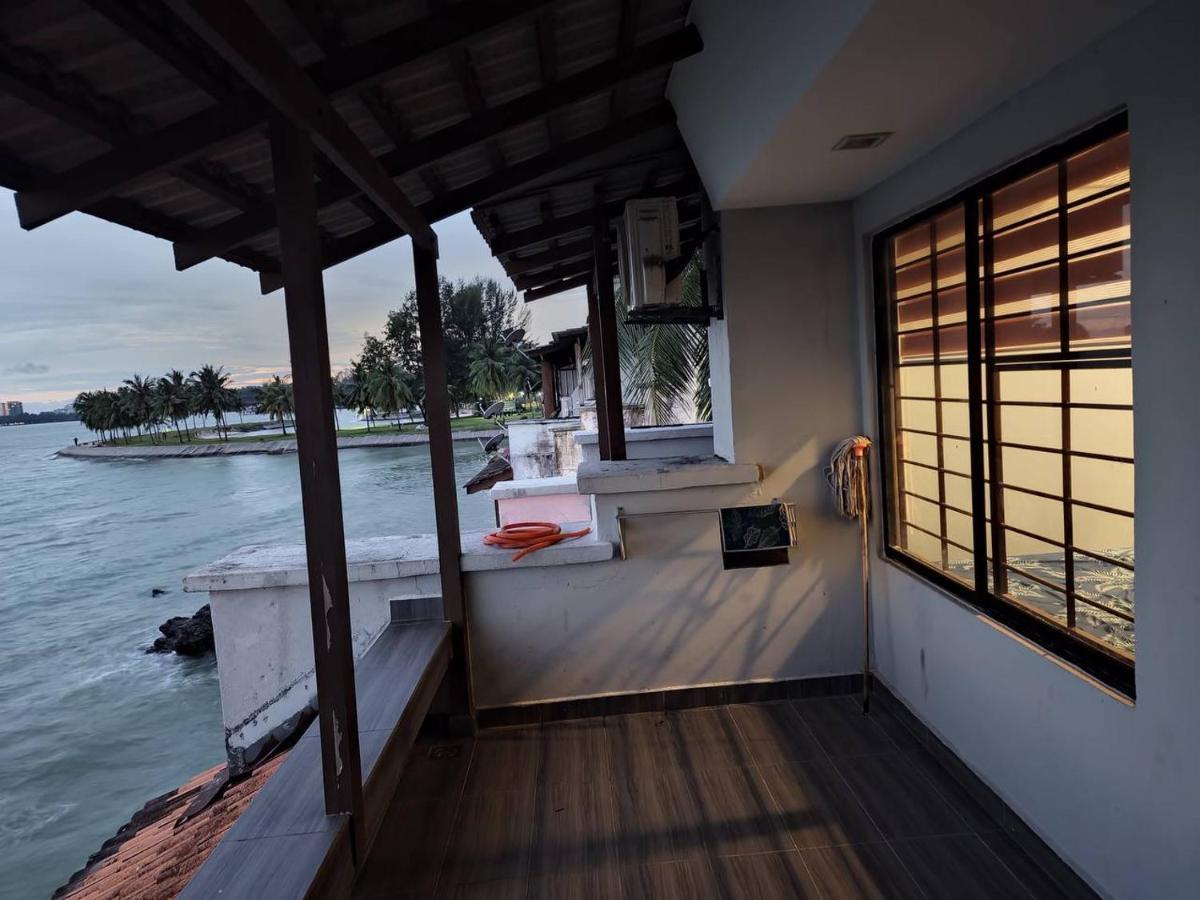 Seaview Holiday Home Port Dickson Esterno foto
